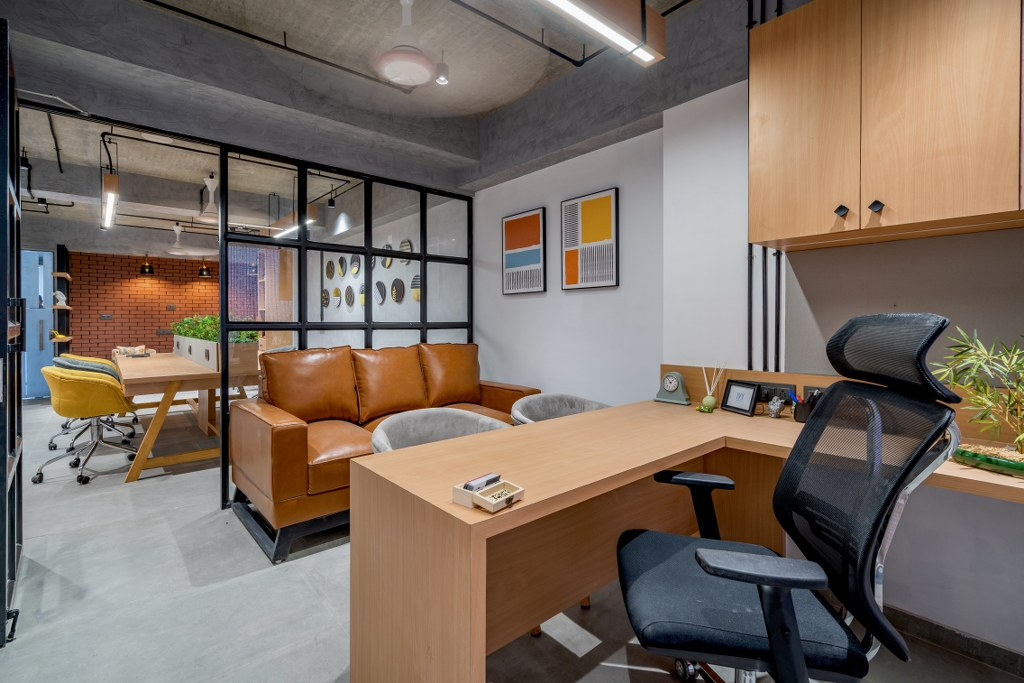 Desain Interior Kantor Minimalis
